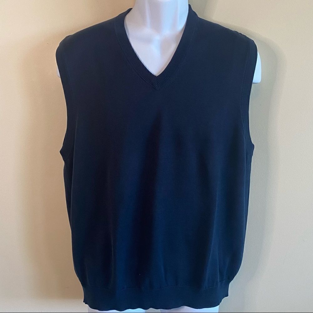 Brooks Brother blue V neck golf sweater vest